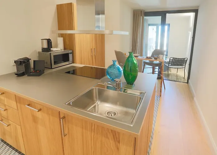 Placa Del Vi Daire *